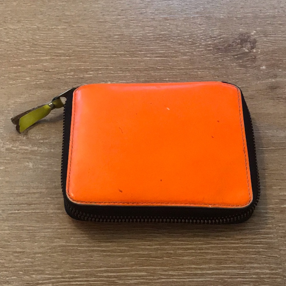 Comme des garçons super fluo zip around wallet